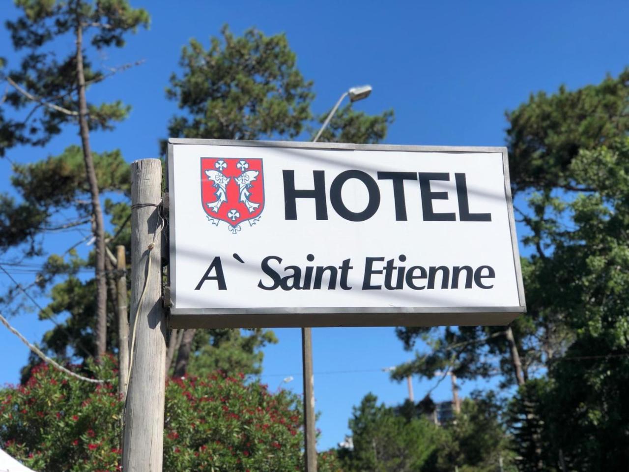 A Saint Etienne Hotell Punta del Este Exteriör bild
